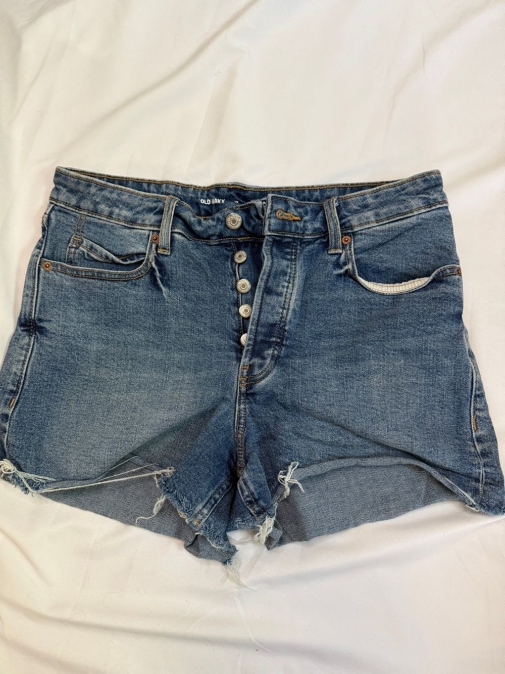 Old Navy Women's Button-Front Distressed Denim Shorts - Blue Wash size 12
